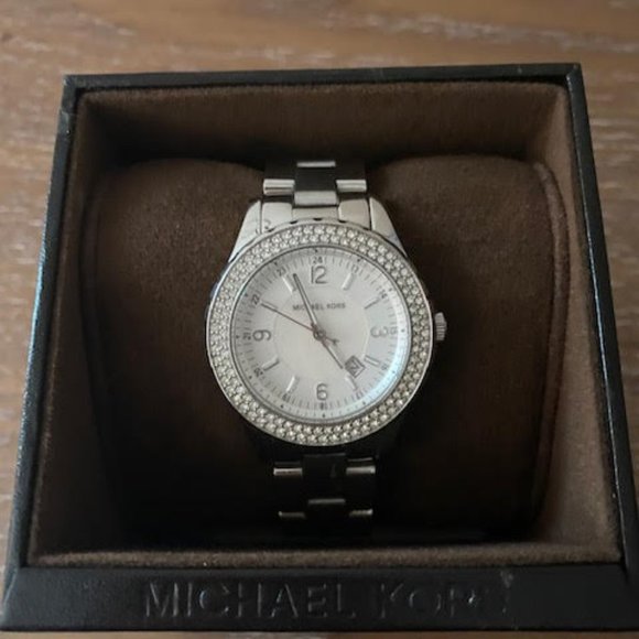 Michal Kors watch